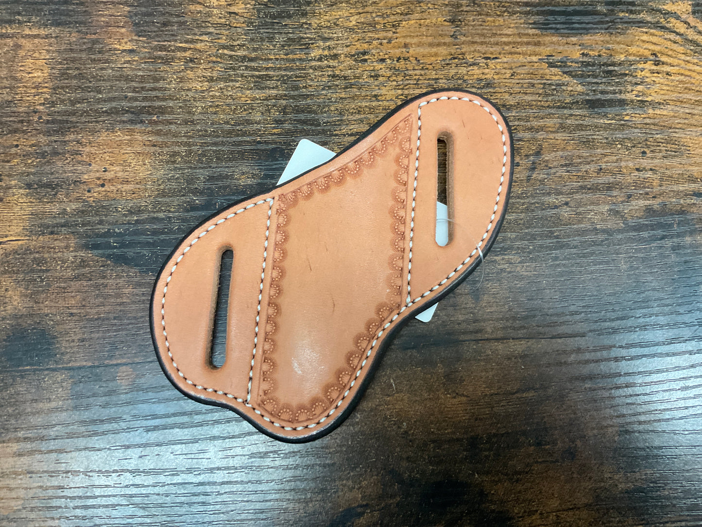 Knife scabbard offset