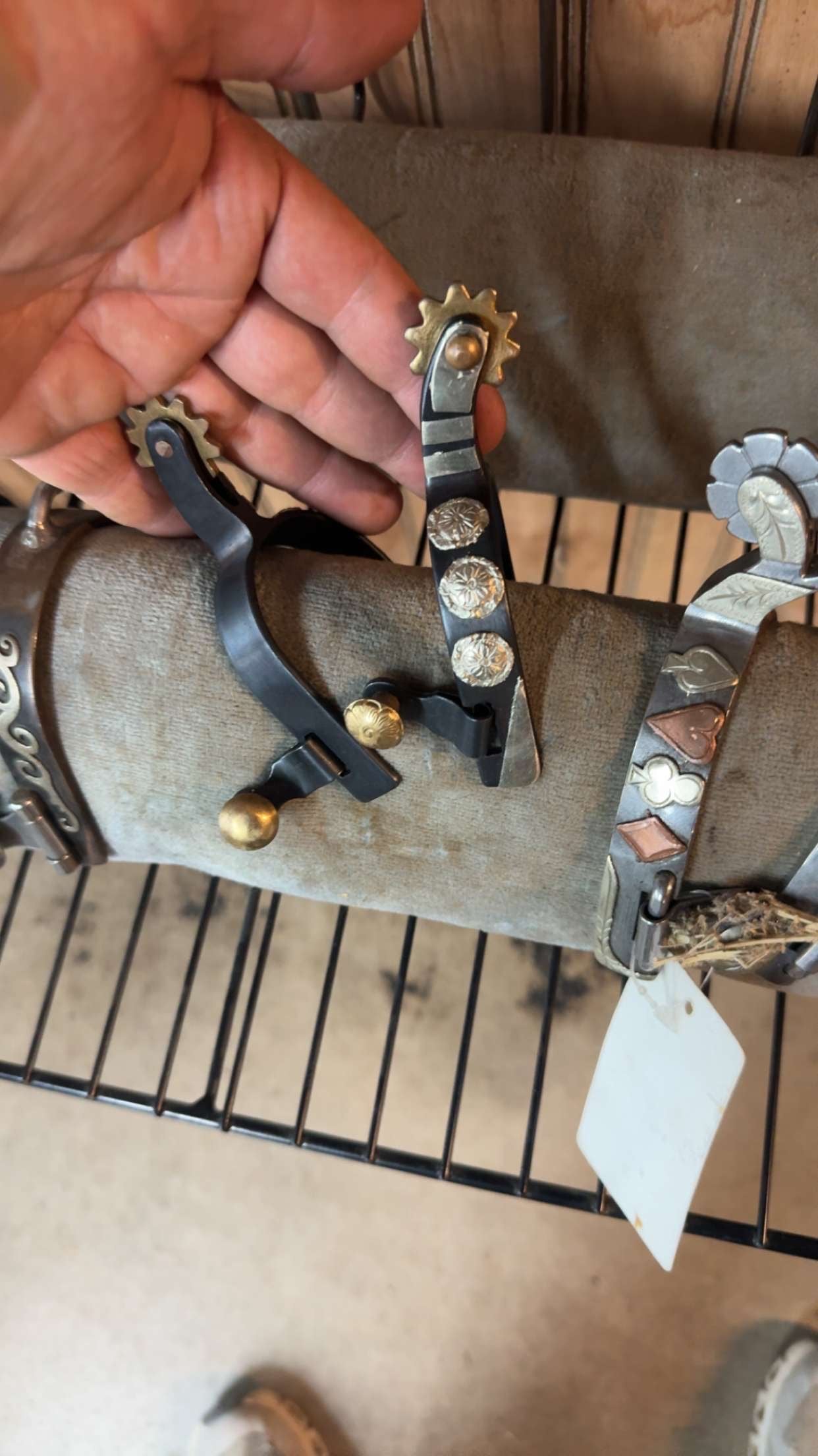 Youth spurs-black w/ conchos